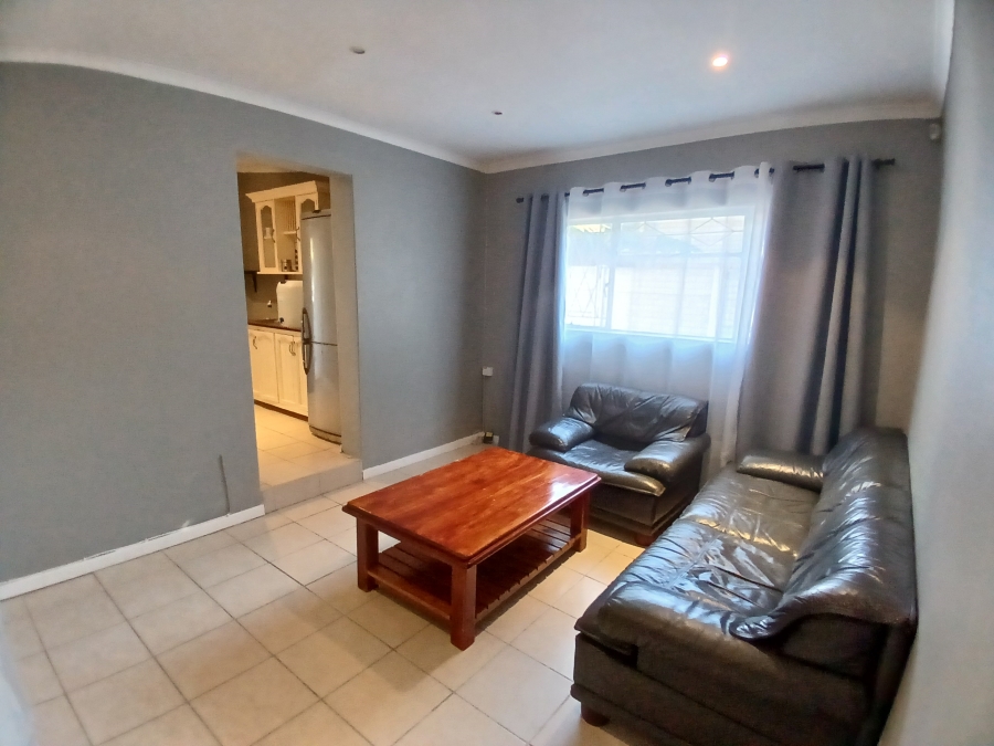 To Let 1 Bedroom Property for Rent in Miramar Eastern Cape